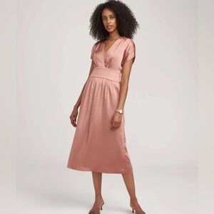 Anne Klein Satin Rose Anise V Neck Tie Midi Dress Size 6